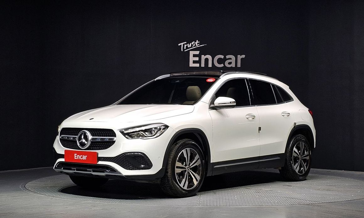 Mercedes-Benz GLA-Class 2021