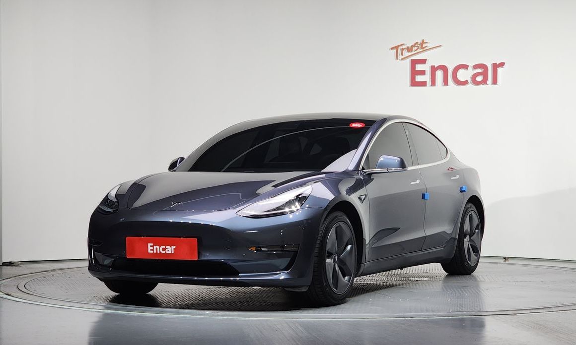 Tesla Model 3 2020