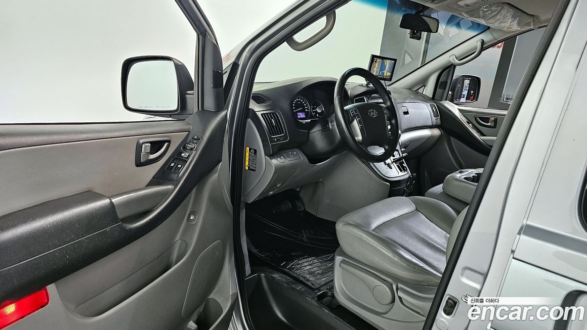 Hyundai Starex 2018