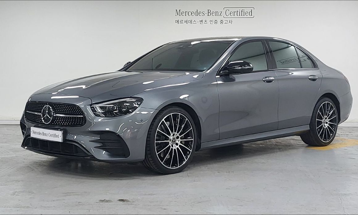 Mercedes-Benz E-Class 2023