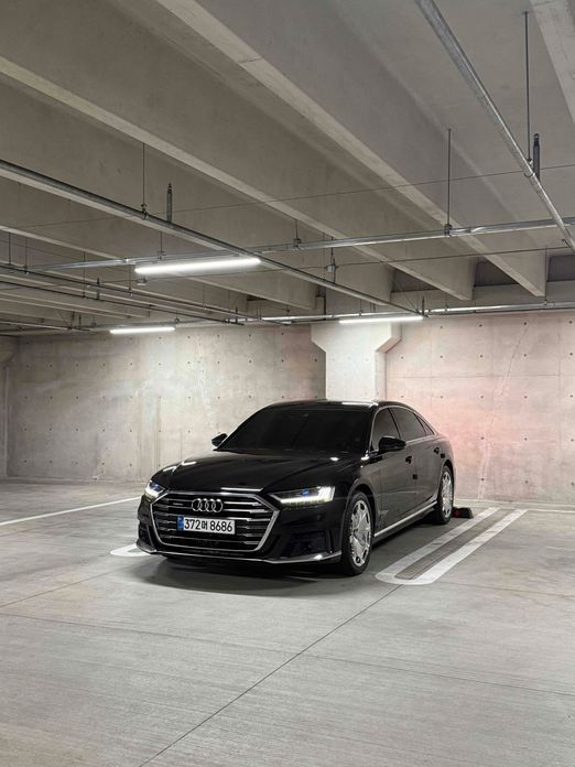 Audi A8 2021