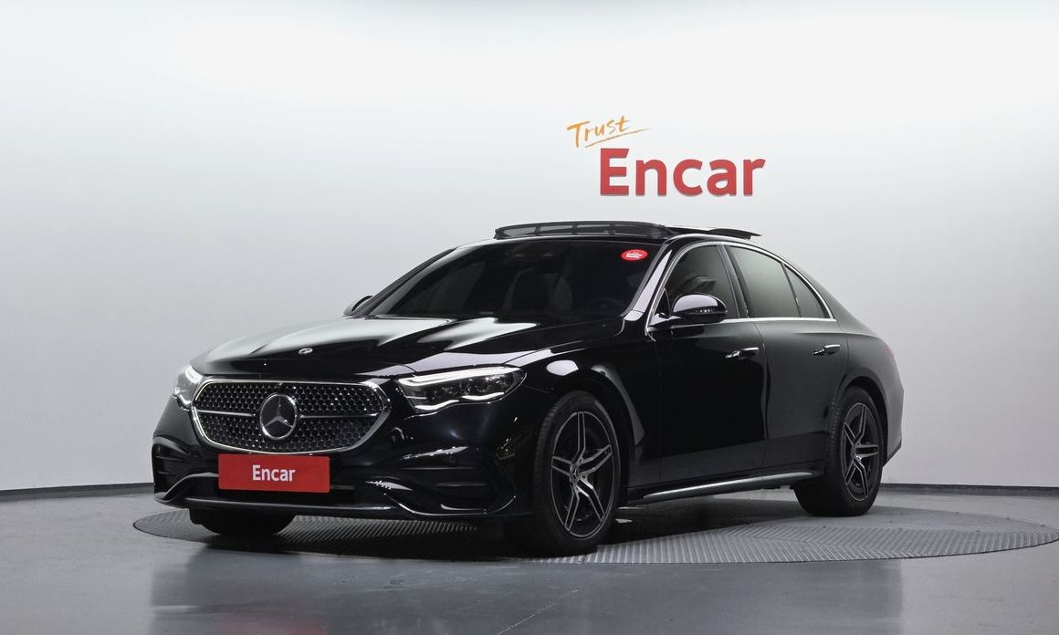 Mercedes-Benz E-Class 2024