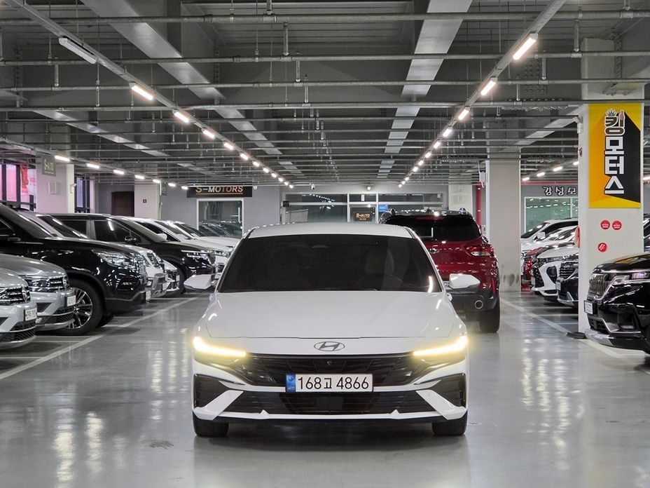 Hyundai AVANTE 2024