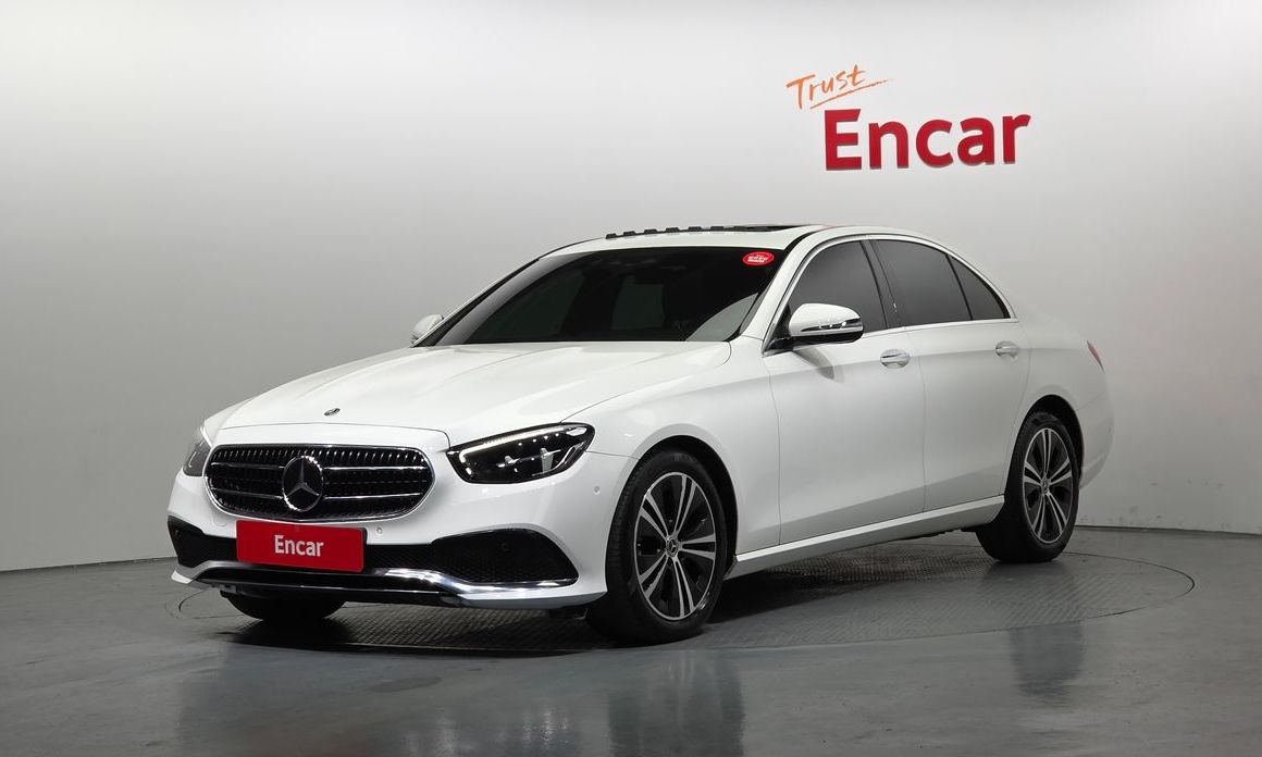 Mercedes-Benz E-Class 2021