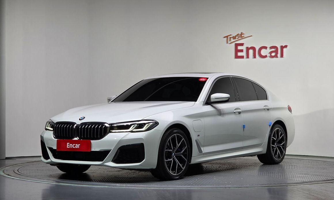 BMW 5-Series 2021