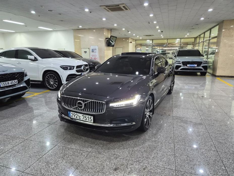 Volvo S90 2022