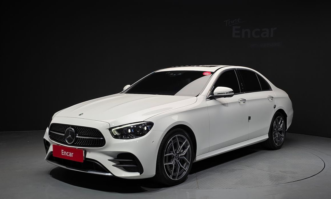 Mercedes-Benz E-Class 2023