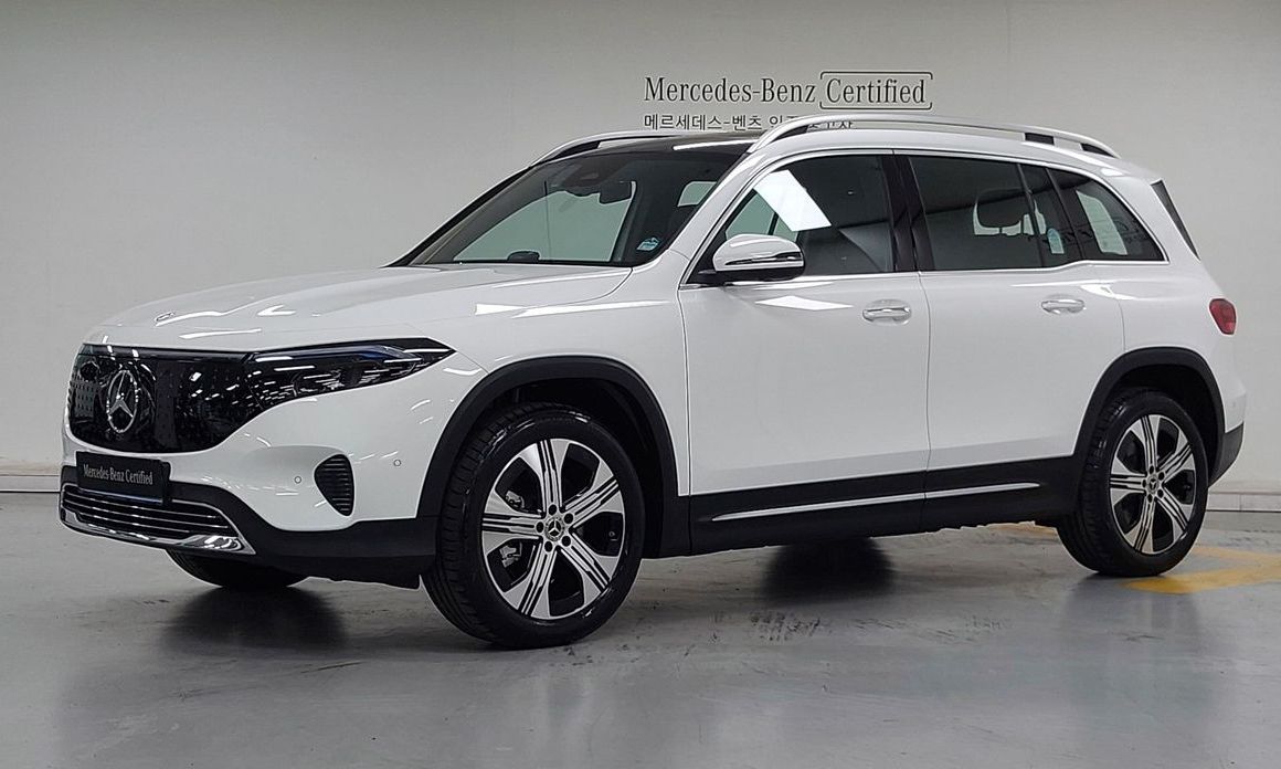 Mercedes-Benz EQB 2026