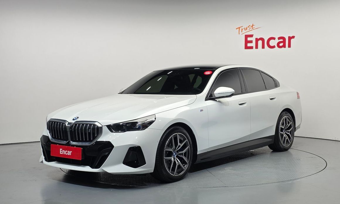 BMW i5 2024