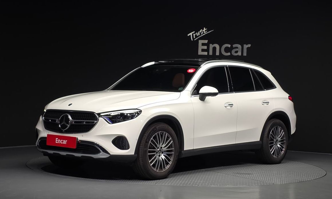 Mercedes-Benz GLC-Class 2026