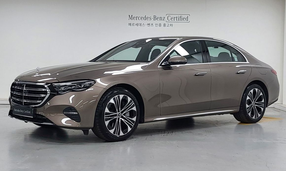 Mercedes-Benz E-Class 2025