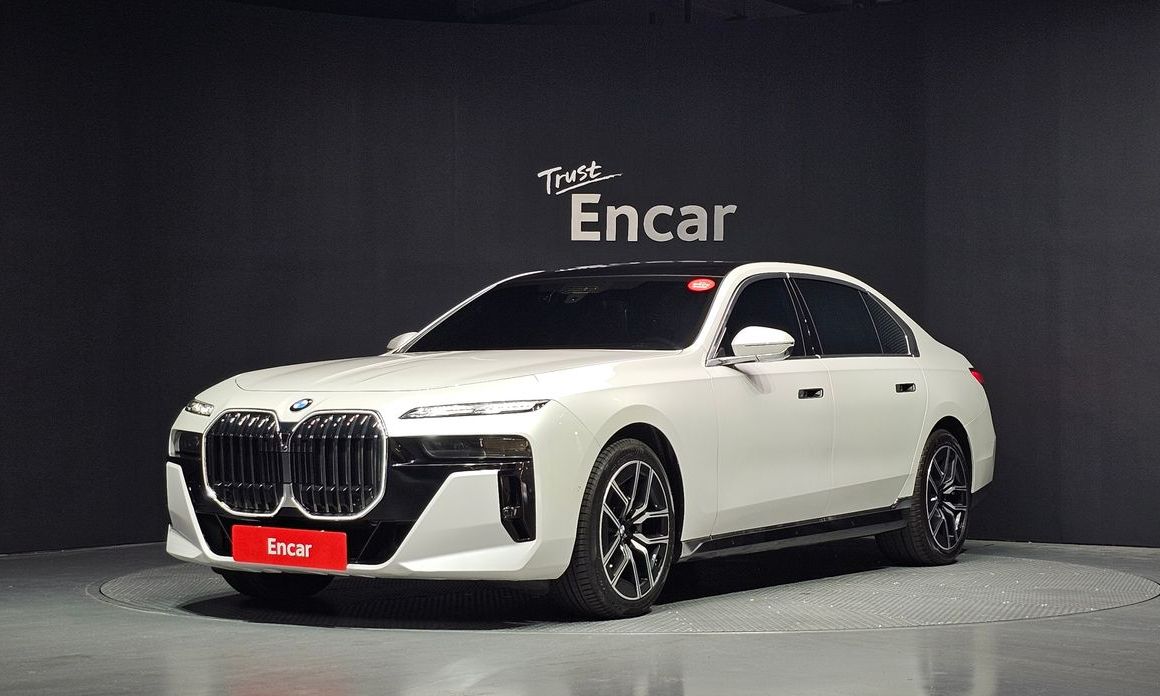 BMW 7-Series 2025