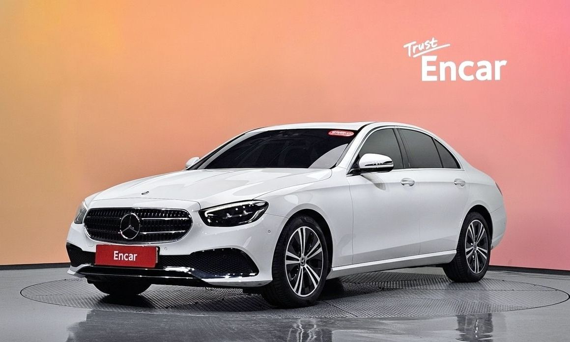 Mercedes-Benz E-Class 2021