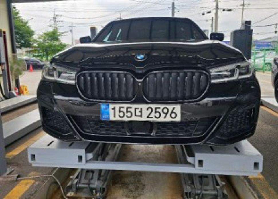 BMW 5-Series 2022