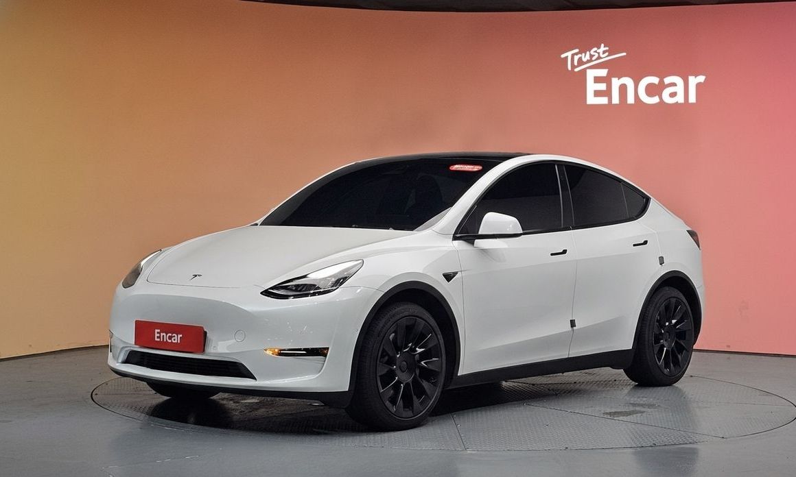 Tesla Model Y 2021
