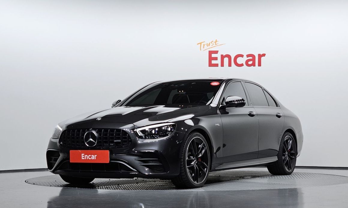 Mercedes-Benz E-Class 2023