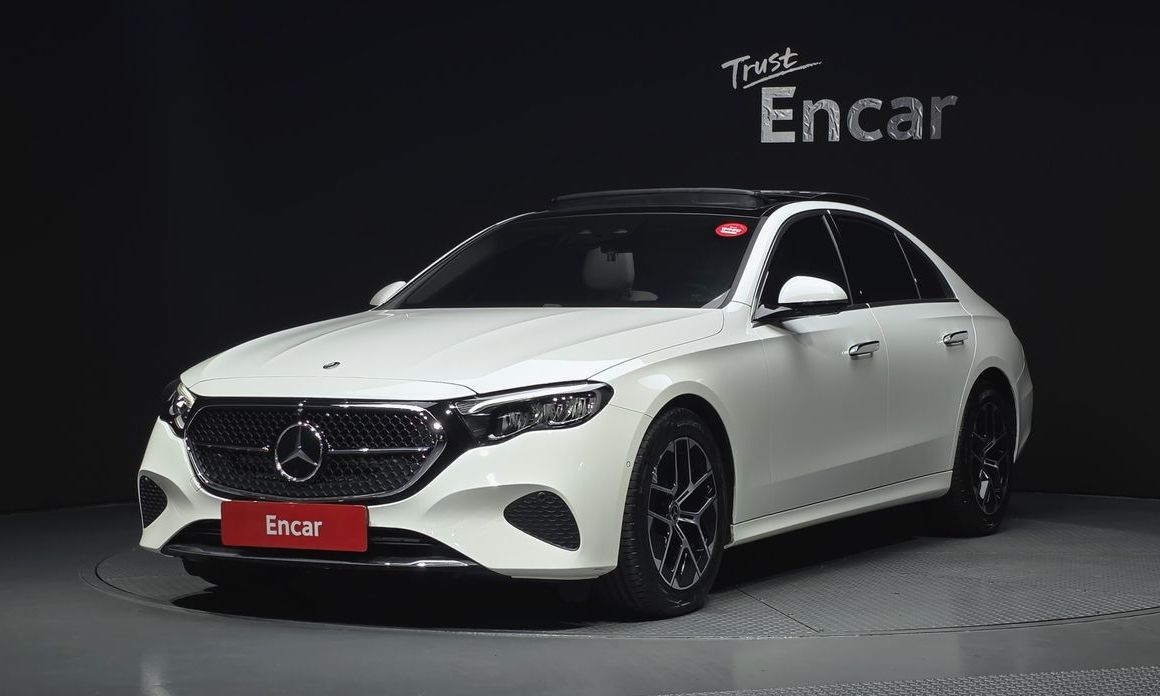 Mercedes-Benz E-Class 2025