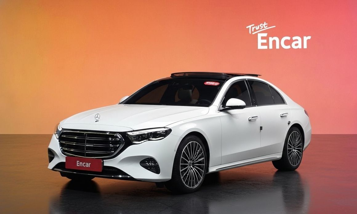 Mercedes-Benz E-Class 2024