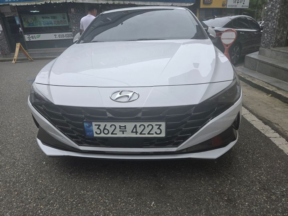 Hyundai AVANTE 2021