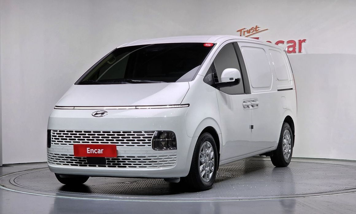 Hyundai Staria 2023