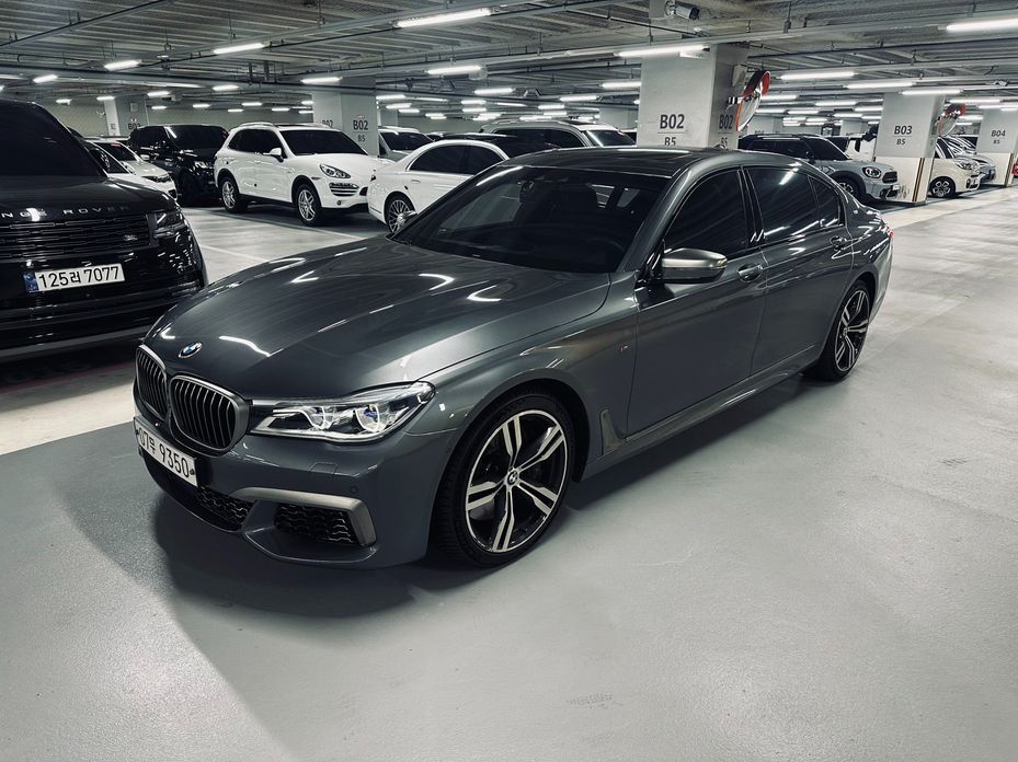 BMW 7-Series 2017