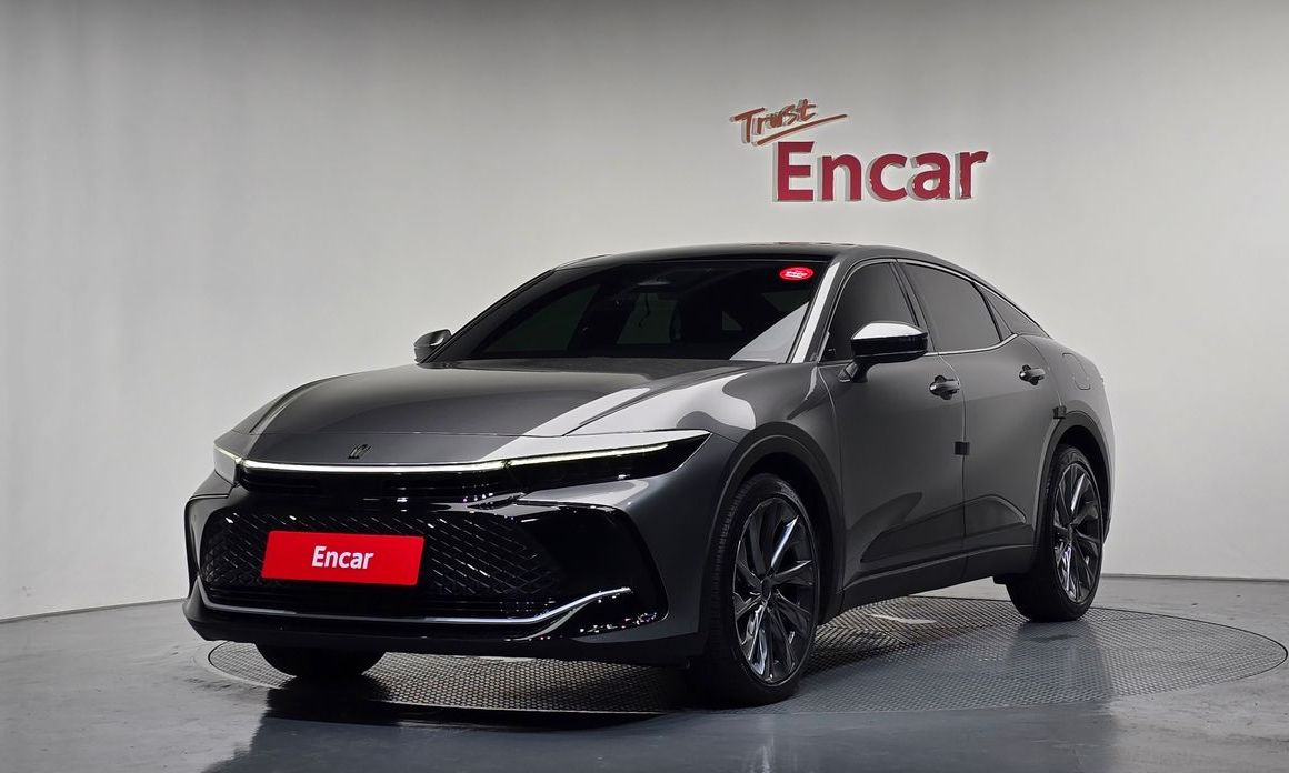 Toyota Crown 2023