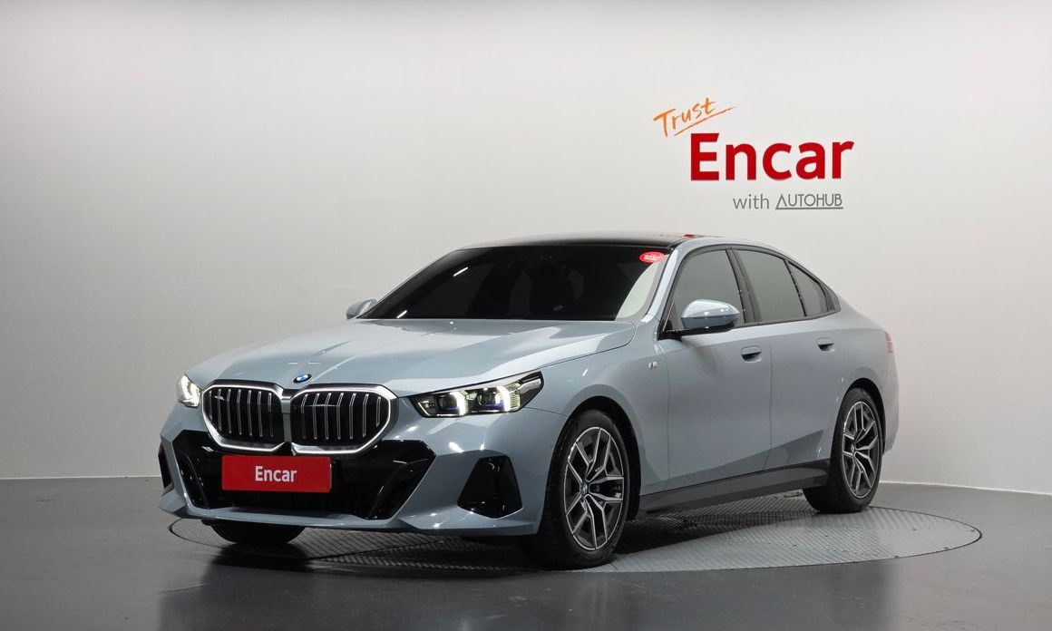 BMW 5-Series 2025