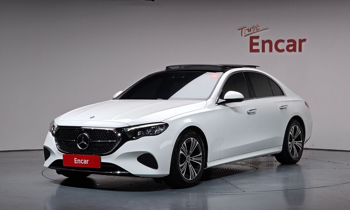 Mercedes-Benz E-Class 2024