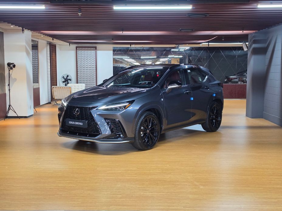 Lexus NX 2025