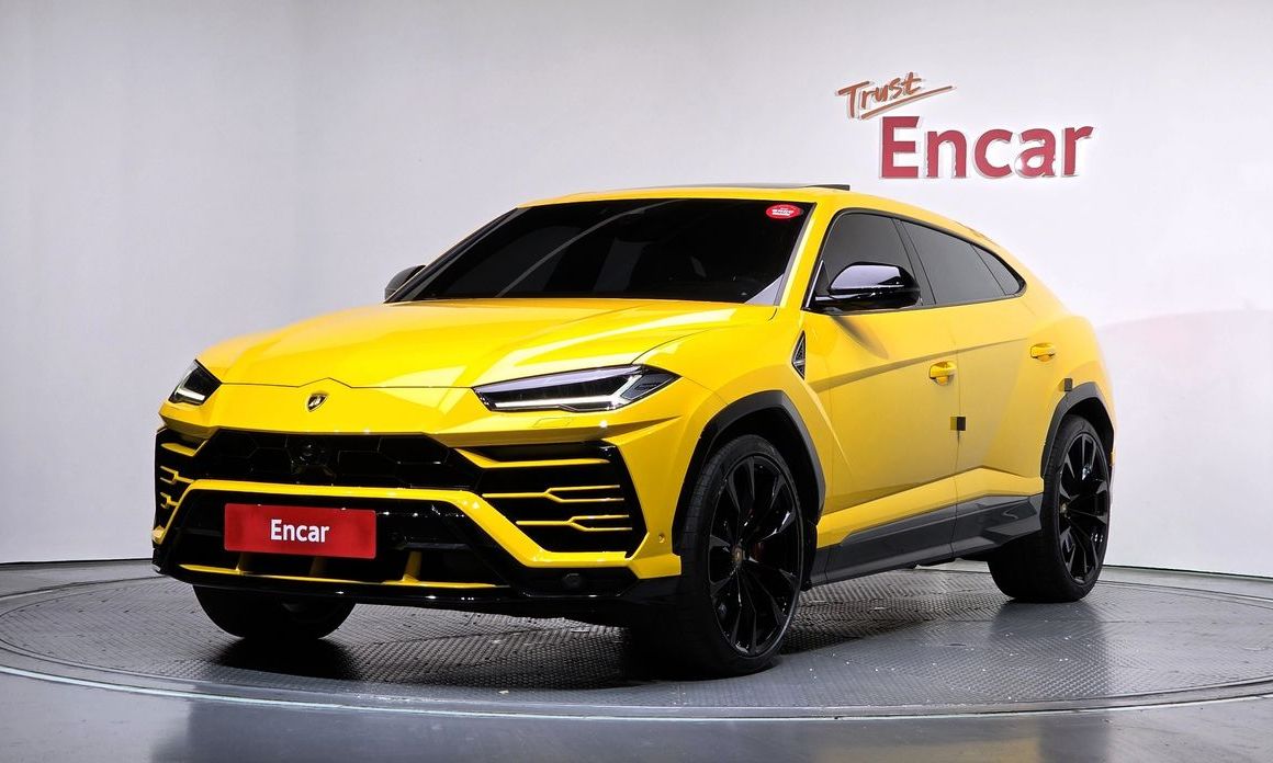 Lamborghini Urus 2021