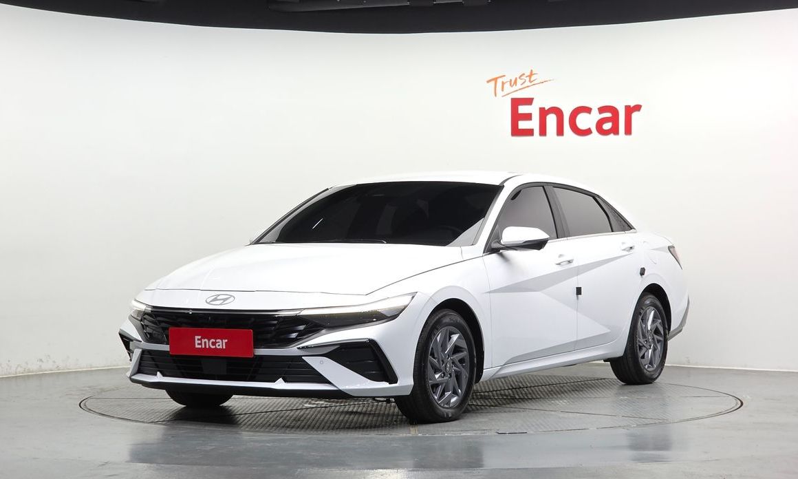Hyundai AVANTE 2025