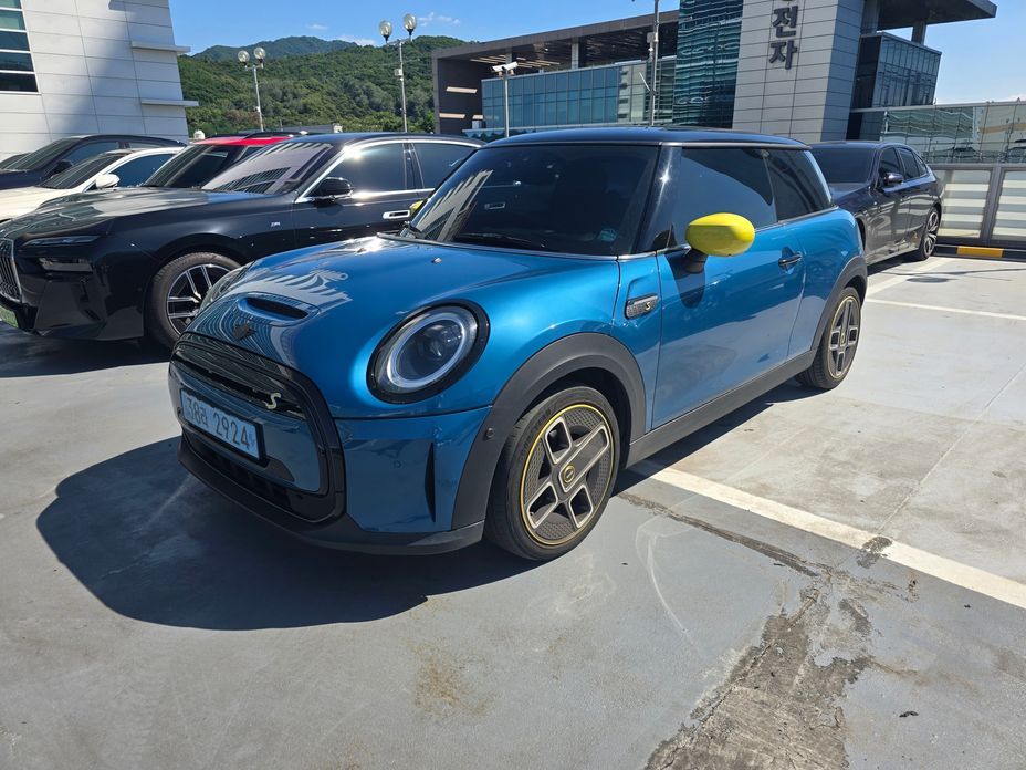 Mini Cooper 2024