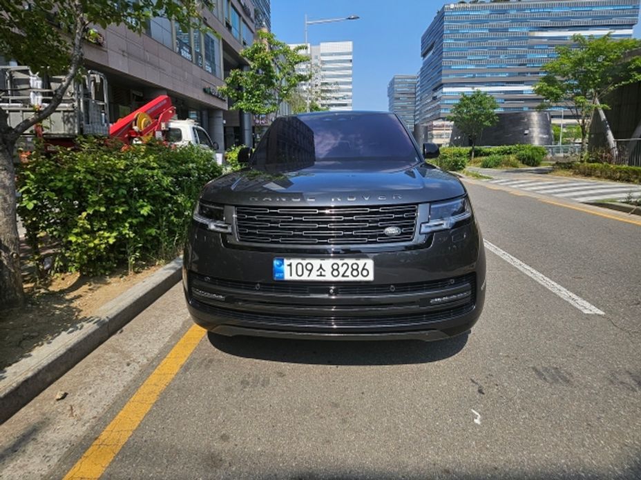 Land Rover Range Rover 2023