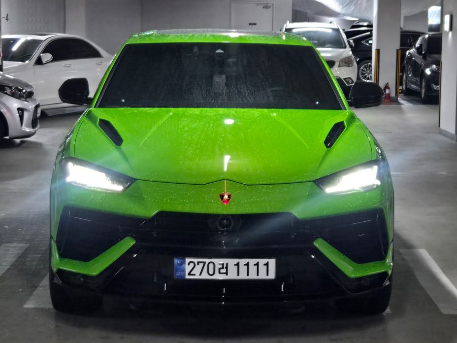 Lamborghini Urus 2024