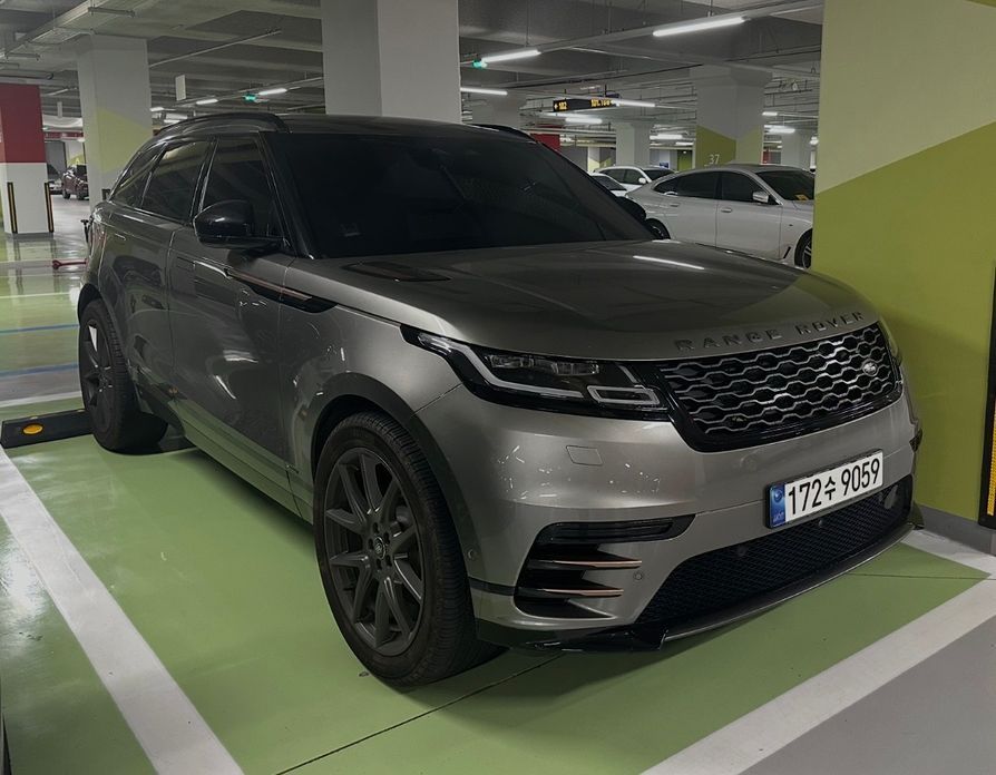 Land Rover Range Rover Velar 2021