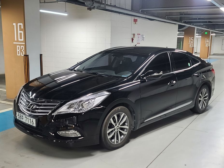 Hyundai Grandeur 2012