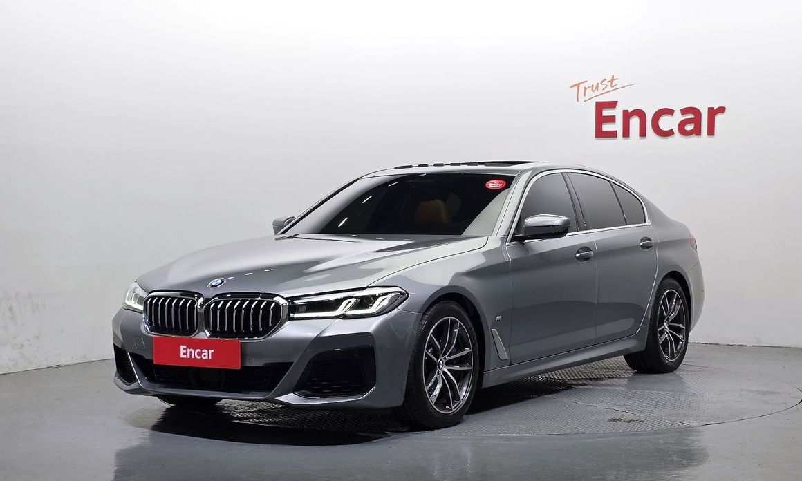 BMW 5-Series 2023
