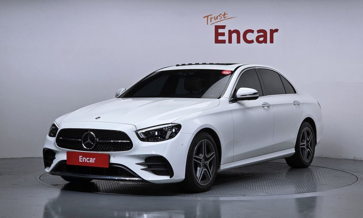 Mercedes-Benz E-Class 2023