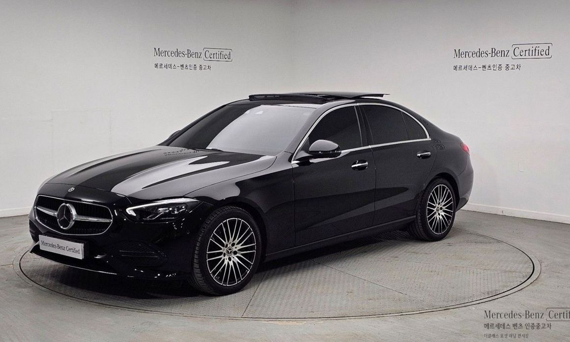 Mercedes-Benz C-Class 2024