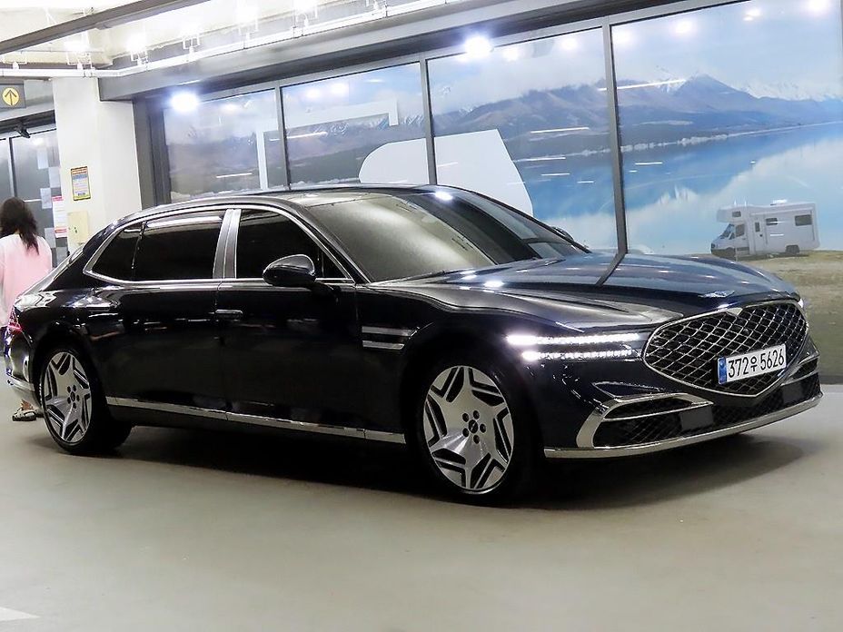 Genesis G90 2024