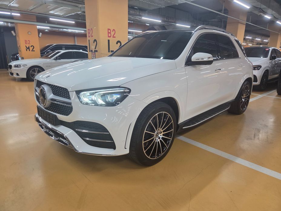 Mercedes-Benz GLE-Class 2023
