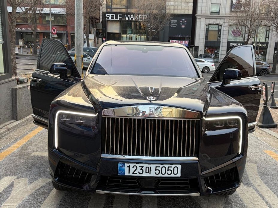 Rolls-Royce Cullinan 2025