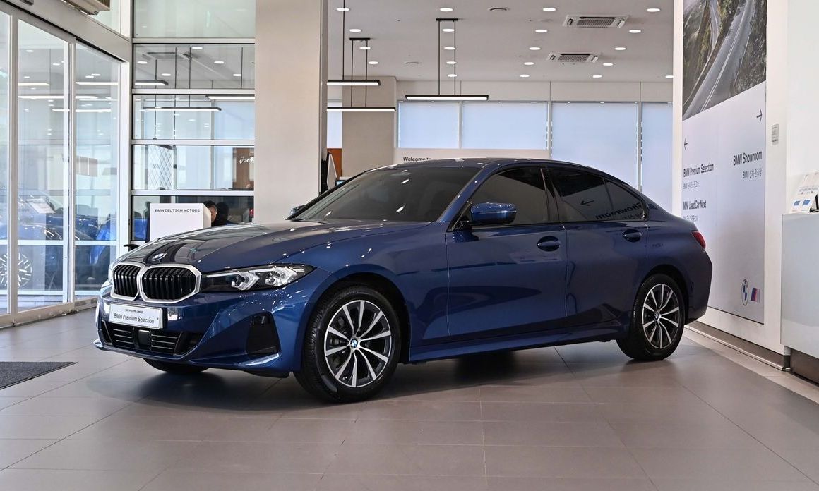 BMW 3-Series 2023