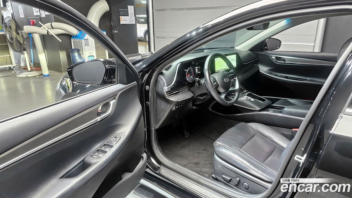 Hyundai Grandeur 2021