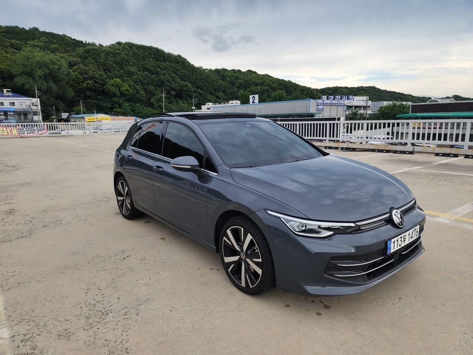 Volkswagen Golf 2025