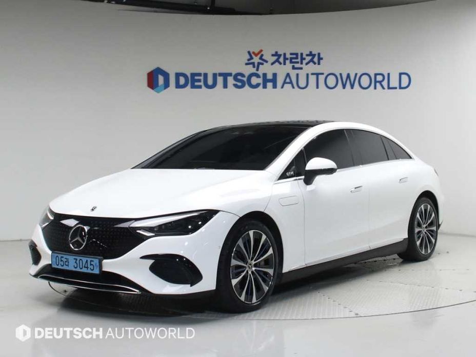 Mercedes-Benz EQE 2022