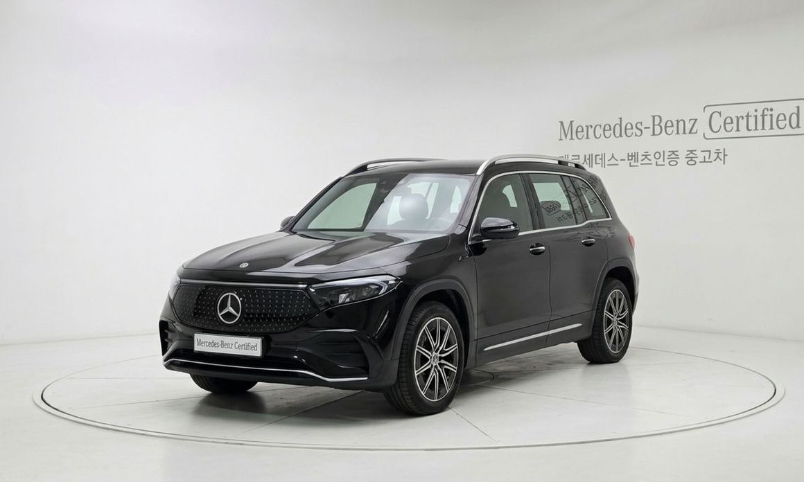 Mercedes-Benz EQB 2026