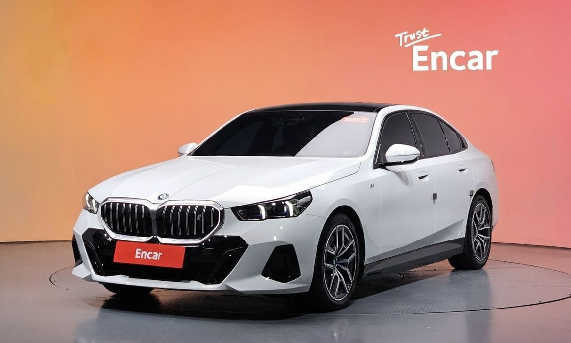 BMW i5 2025