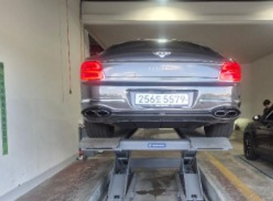 Bentley Flying Spur 2022