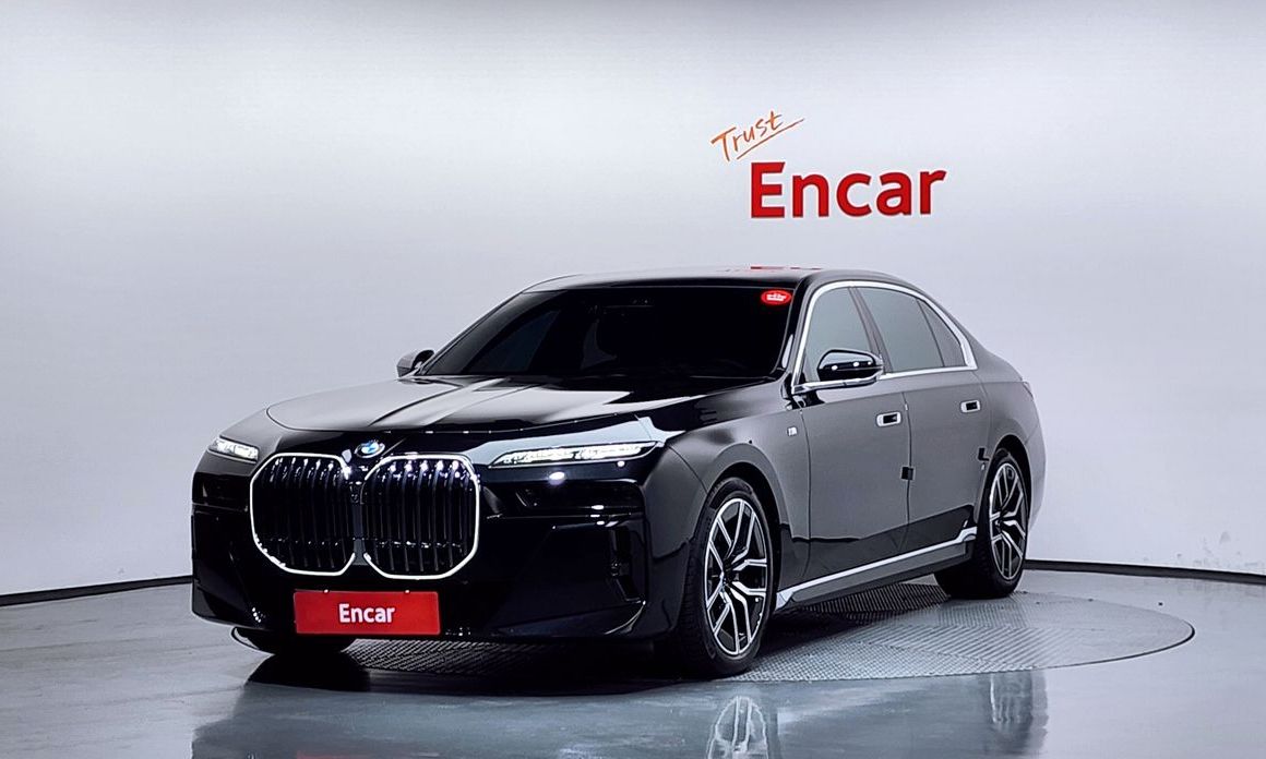 BMW 7-Series 2023